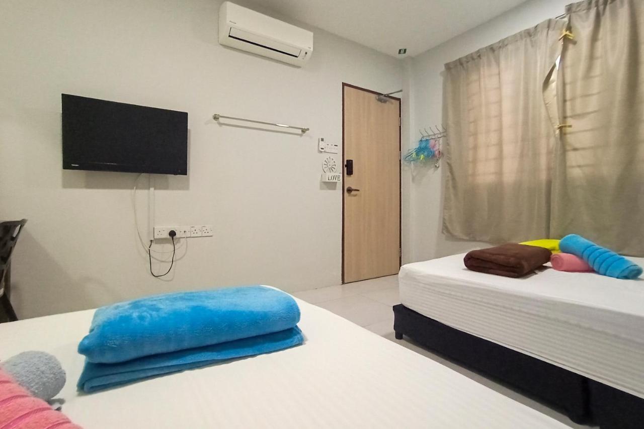 Hom2Rex Kuching Homestay Taman Timberland Εξωτερικό φωτογραφία